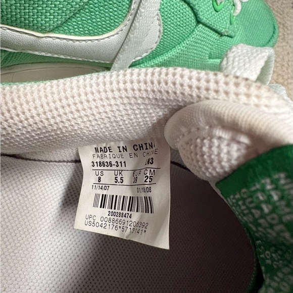 Nike Air Force 1 Green and White Low-Top Sneakers Size 8 - Picture 8 of 12